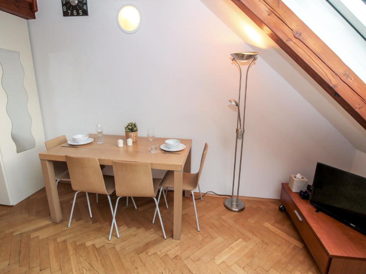 Apartment O21 By Interhome Prag Exterior foto
